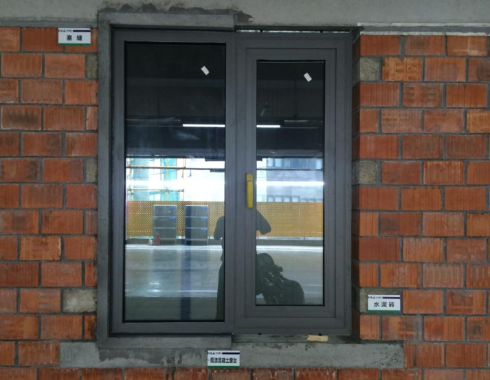 铝合金门窗施工工艺工法标准