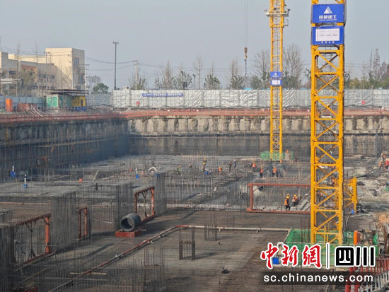 正在加紧施工现场。青羊区委宣传部 供图